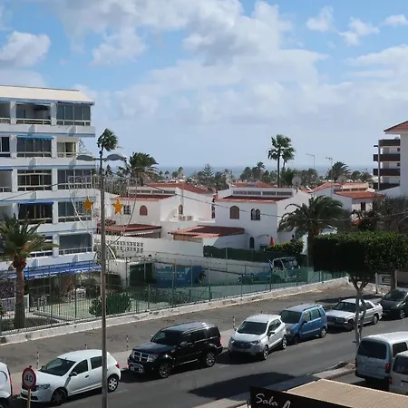 Sunny Teneguia By Yumbo *