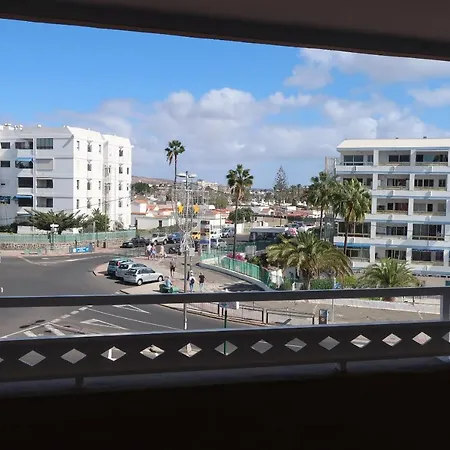 Sunny Teneguia By Yumbo Apartmán *