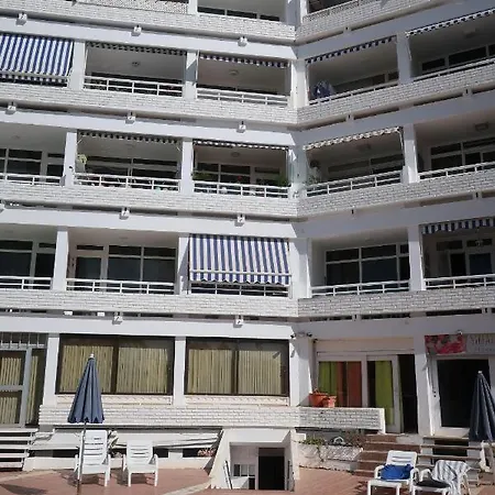 Sunny Teneguia By Yumbo