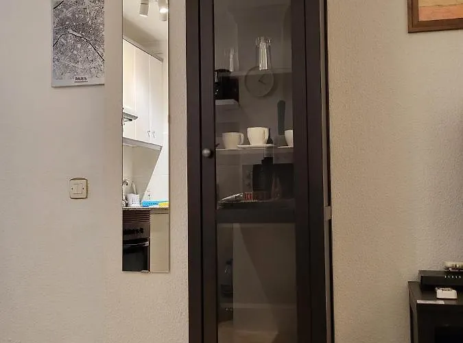 Sunny Teneguia By Yumbo